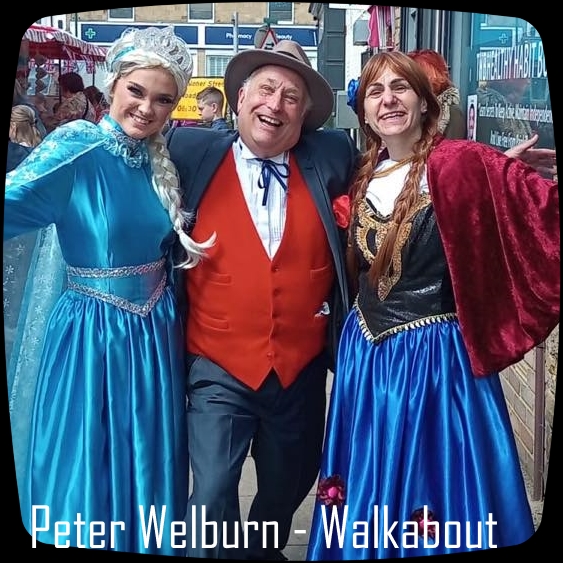 Peter Welburn Walkabout Entertainer / Magician at Chaloner Street Market Guisborough Teesside
